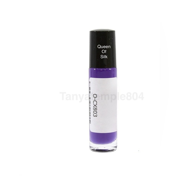 Queen Of Silk (W) Type 1/3 Oz Glass Roll-On Bottle - Picture 1 of 6